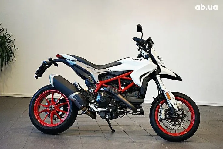 Ducati Hypermotard Image 1